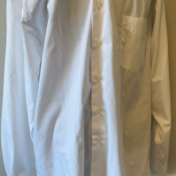 VAN HEUSEN DRESS WHITE, LONG SLEEVE SHIRT SIZE 161/2 34/35. BUTTON DOWN.EX.COND - Picture 3 of 14